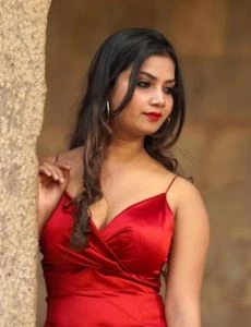 call girl service in Mominpet